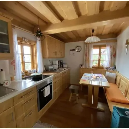 Andi S Berghuette Comfortable Holiday home