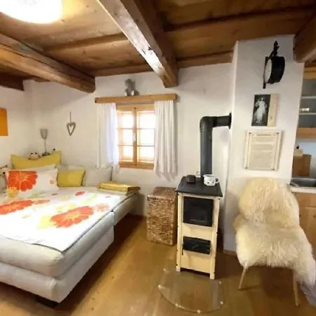 Andi S Berghuette Comfortable Holiday home